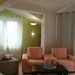 Eja *