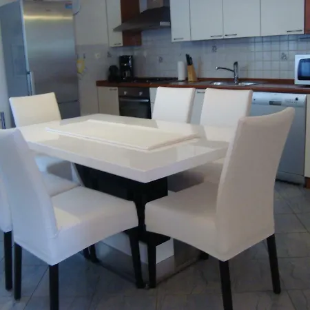 Eja Διαμέρισμα *