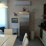 Eja Апартаменти