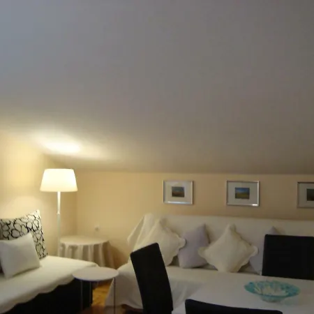 Appartement Eja *